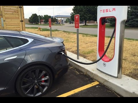 Cuanto cuesta cargar un coche electrico en una gasolinera rapida